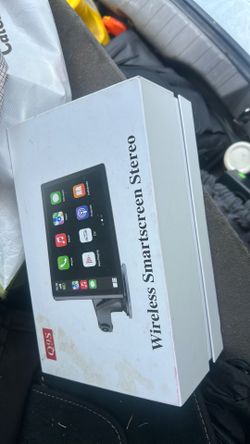 Wireless smart screen stereo with Apple play