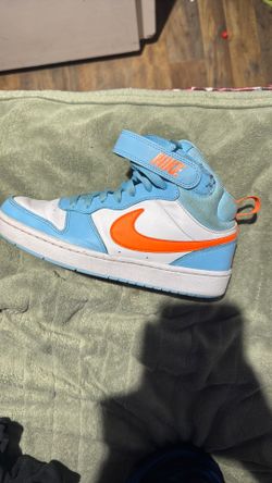 Nike court borough mid 2 colorway Aquarius/blue/white/orange size 6 in kids
