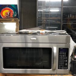 Whirlpool Microwave With Built In Range Good