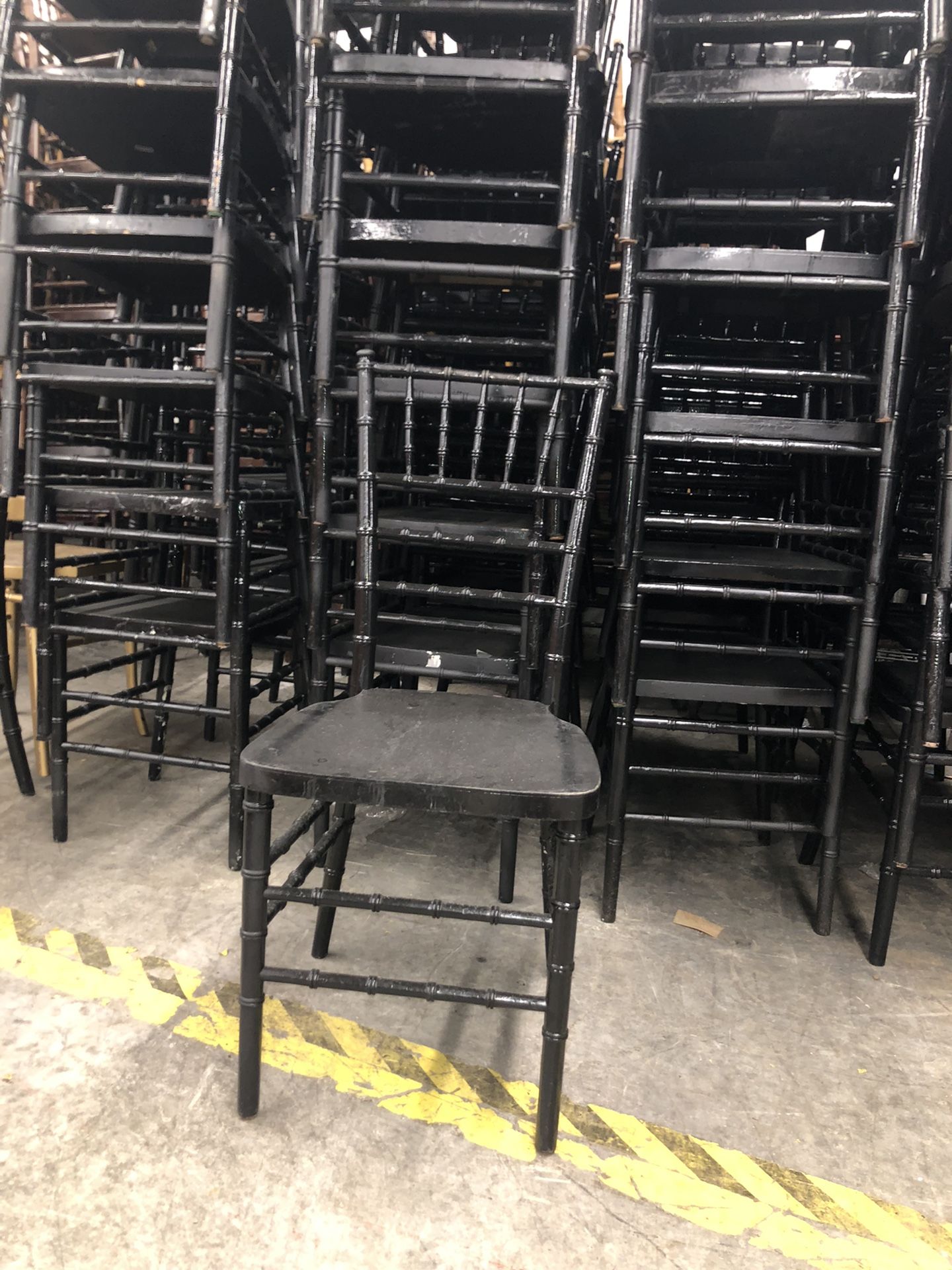 Black Chiavari Wood Banquet Chairs 