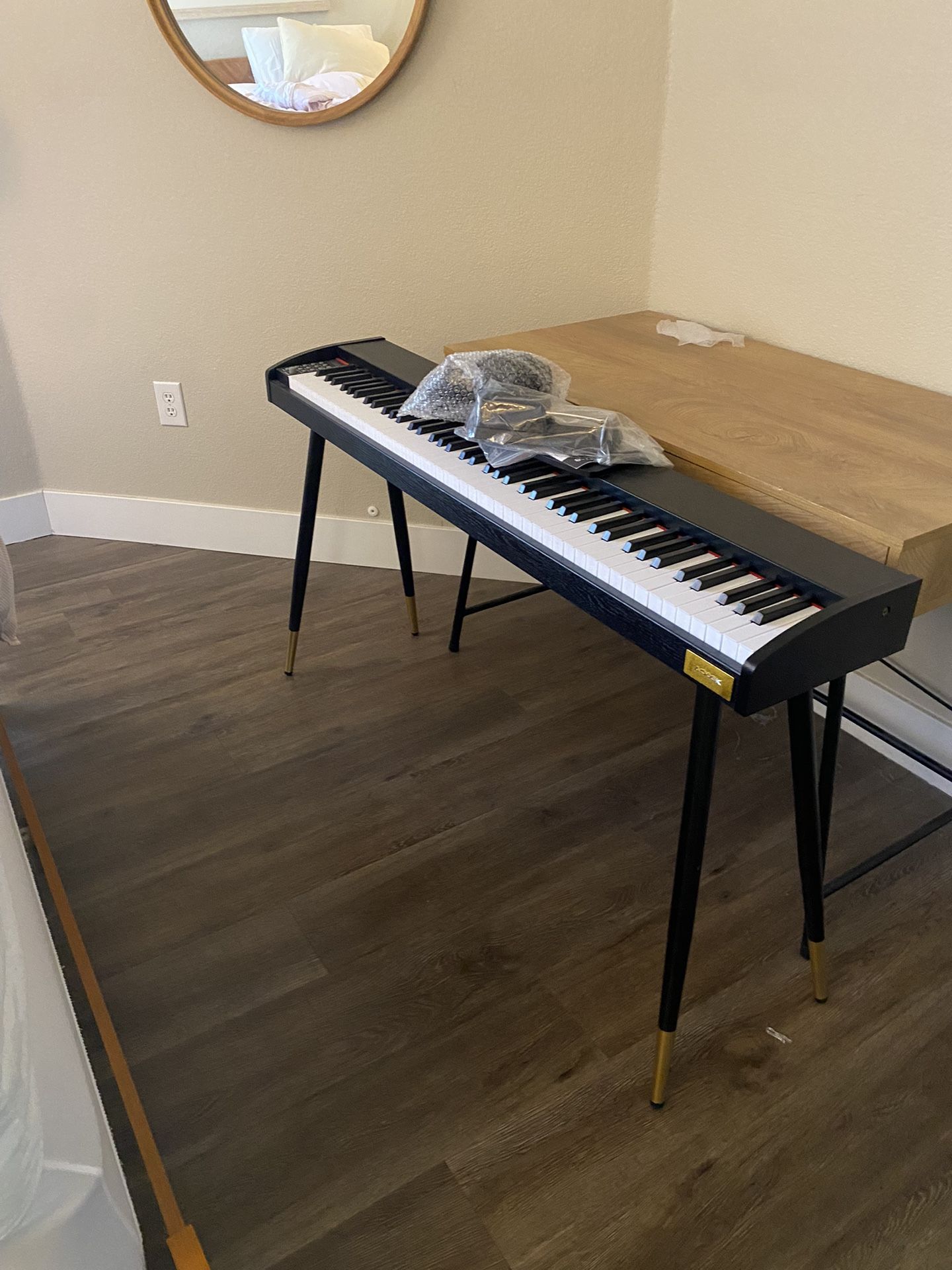Piano Keyboard With Stand, Headphones, Pedal