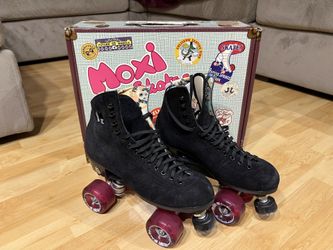 ONLY USED ONCE Moxi Lolly Skates - Size 8