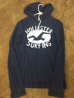 Hollister hoodie Medium