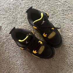 Jordan 4 yellow