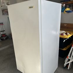 Upright Large Garage Freezer