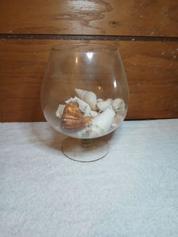 Pedestal fishbowl/glass