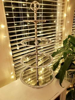 4-Tier Cake/Dessert Stand With Crystal Trim (Silver Color)