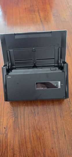 Fujitsu ScanSnap iX500 Document Scanner