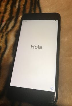 3 iphone 7+ good condition one has a minor scratch unlocked & one is cracked