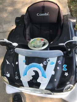 Baby walker $25 plays music 🎶 south la.90043