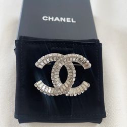 Chanel - CC Baguette Crystal Brooch Silver