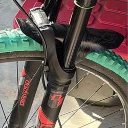 2021 DVO Diamond D1 - 29" - 150mm - 44mm Offset