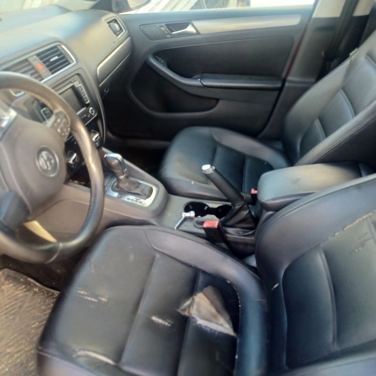 Jetta Turbo Diesel Need Sparks Plugs And Injectors Clean Title