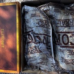 CORRAL CHANDELIER BOOTS 8.5