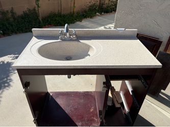 Bathroom Vanity Sink Cabinet w/ Countertop & Faucet – $80