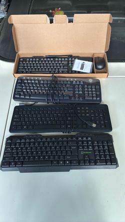 Keyboards four of them new