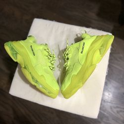 Balenciaga Triple S Kou Yellow 