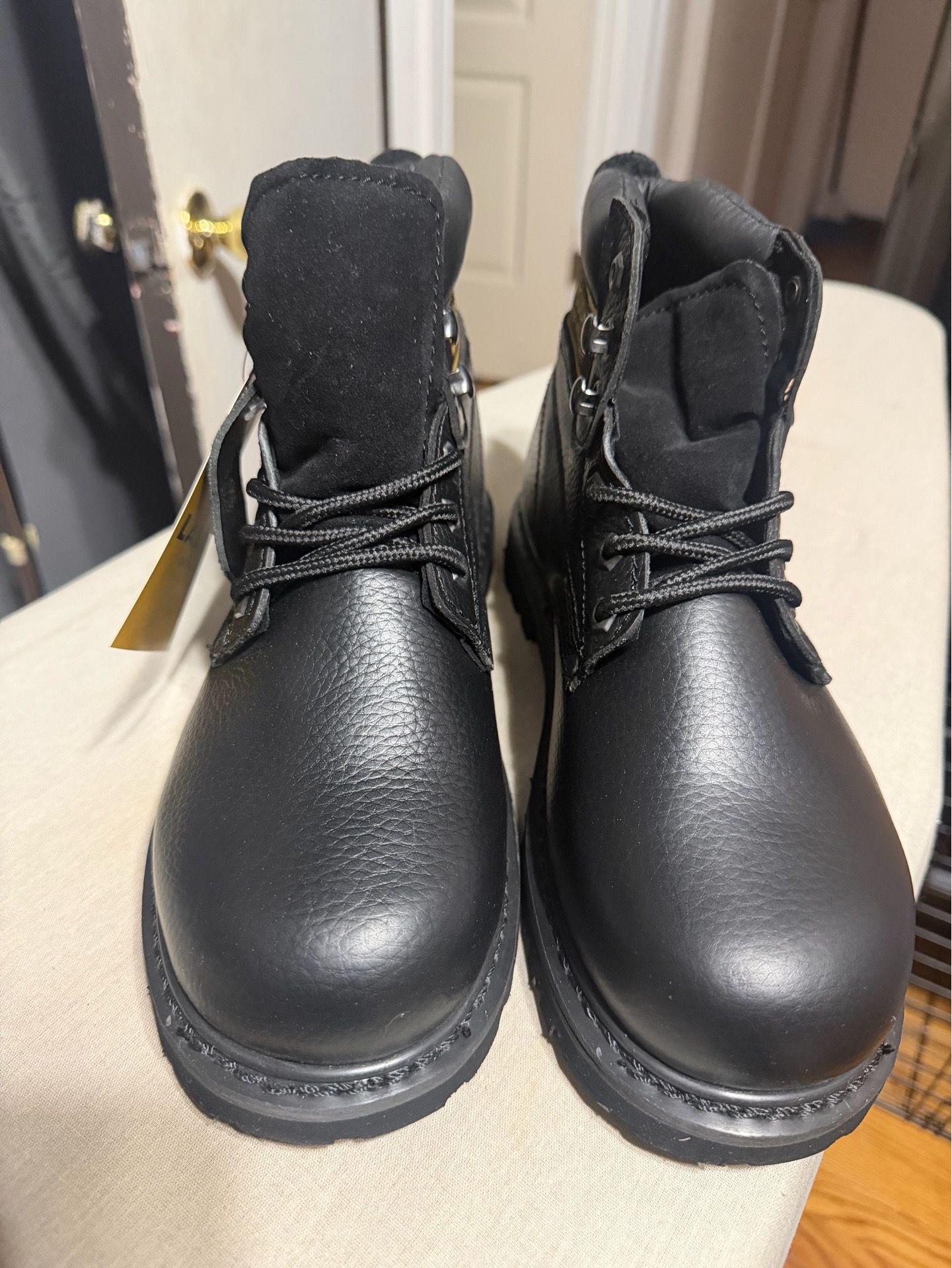Men's Genuine Leather upper Work size 6