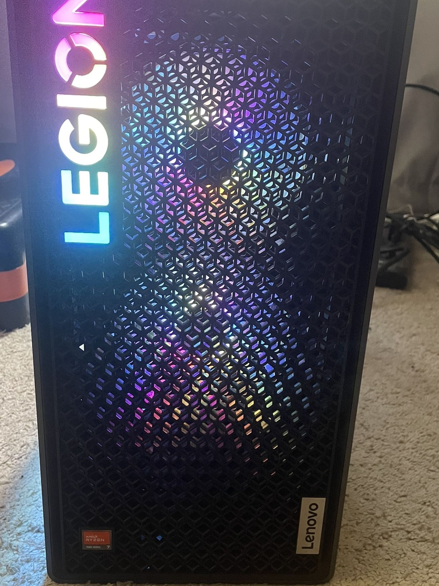 Lenovo Legion T5 4070tis Ryzen7 7700