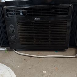 Midea AC Window Unit 
