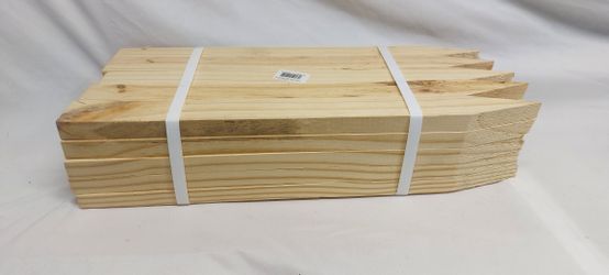 Wooden stakes, 1"x2"x18", 25 pack