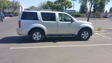 Nissan pathfinder 2005