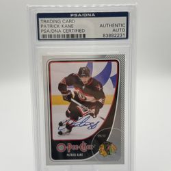 2010-2011 O-Pee-Chee- Patrick Kane #385 In Person Auto (PSA-DNA)
