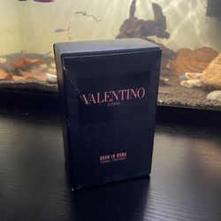 Valentino Born In Roma Coral Fantasy 