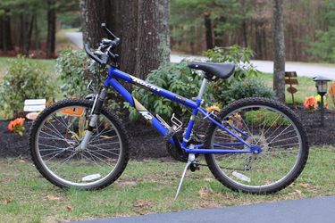 K2 Rocky Mountain Bicycle New Condition