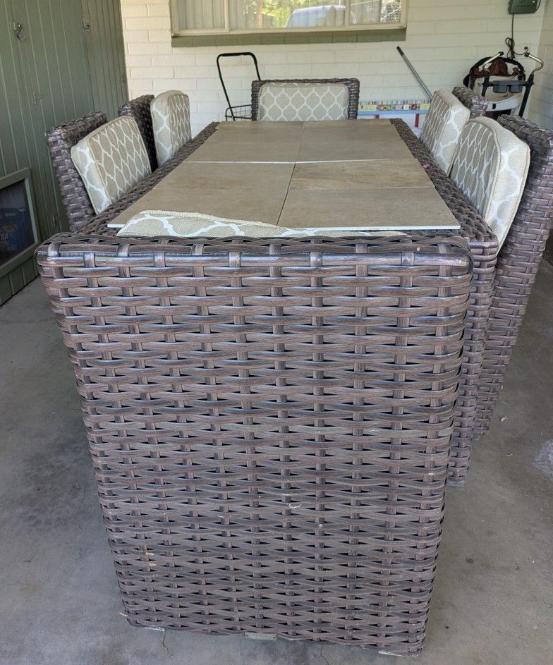 Outside Dining Table Set