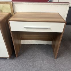 SIMPLE AND MODERN VANITY 