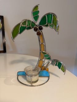 Palm tree candle holder