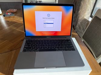 MacBook Pro 13 in