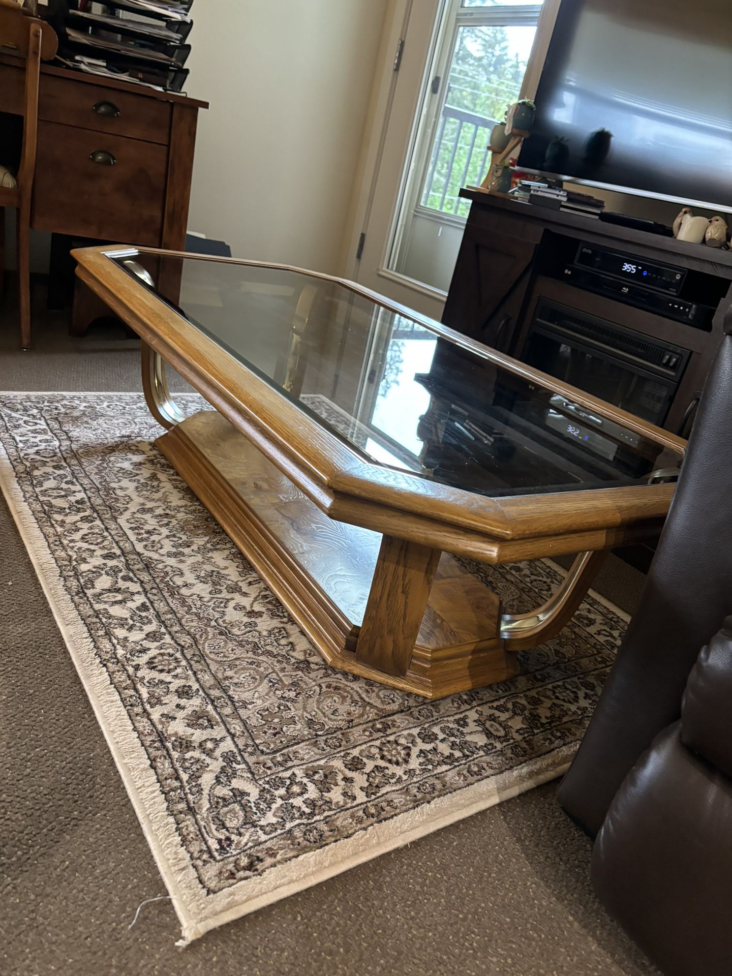REDUCED!! LOVELY GLASS AND WOOD VINTAGE COFFEE TABLE