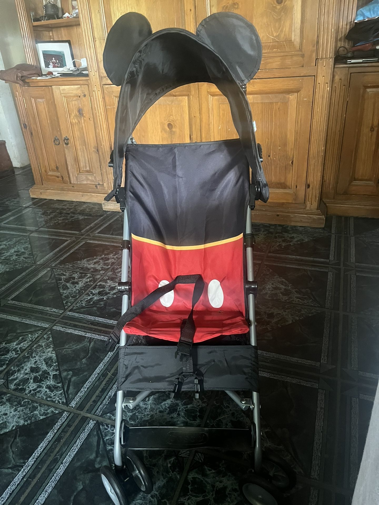 MickeyMousse Stroller