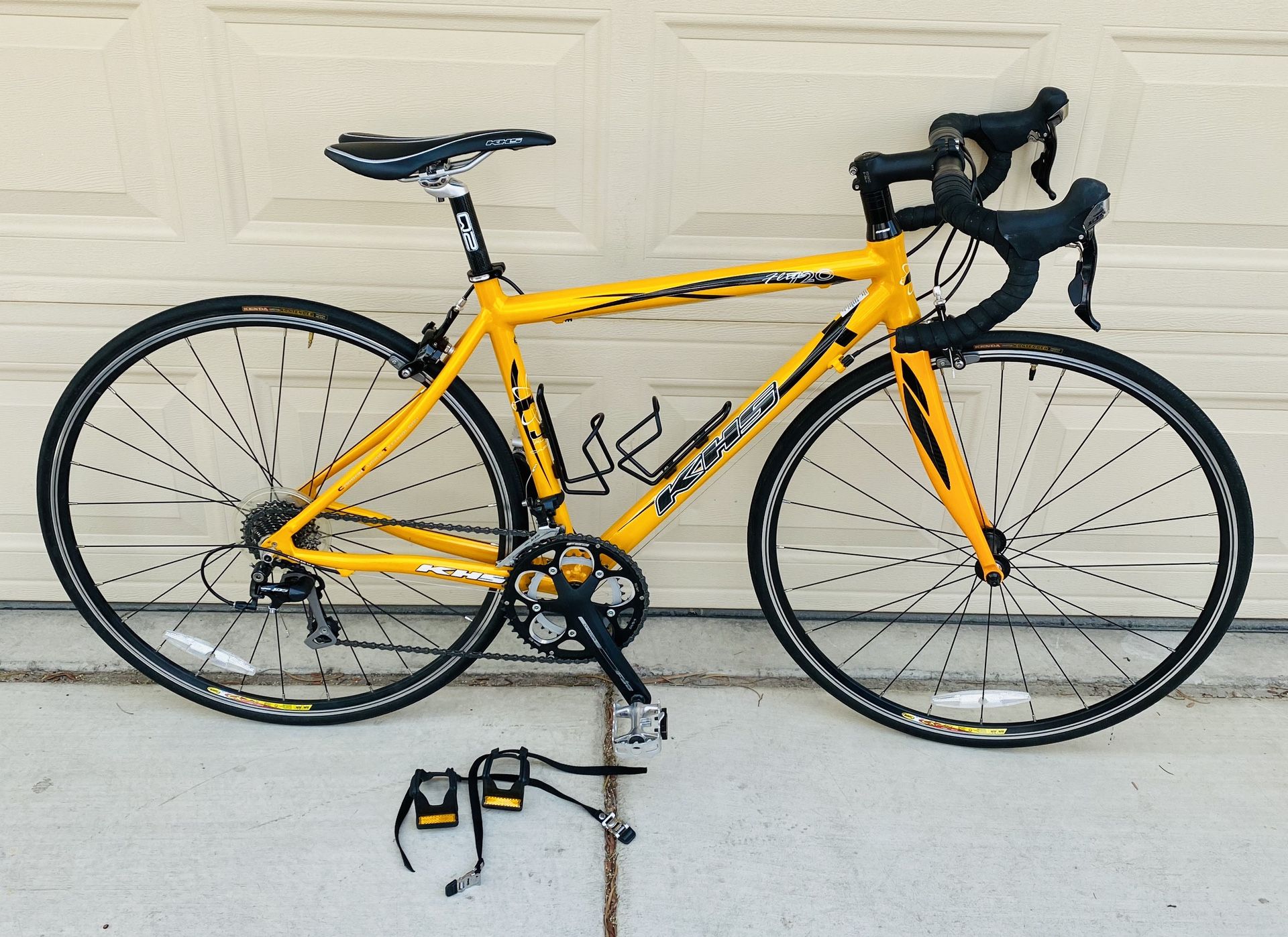 KHS flite 720 road bike