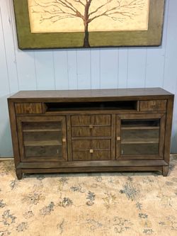 Klaussner Wood Media Console / Entertainment Center