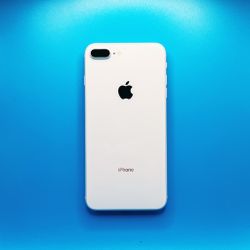 Iphone 8 Plus Silver Unlocked 64GB