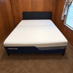 Like New Nectar Luxe Memory Foam mattress with NectarCool Technology