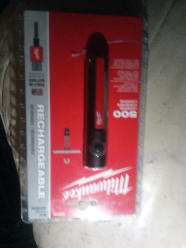 Milwaukee Flashlight 