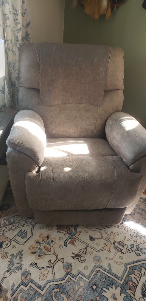 Eletric Reclner/chair