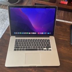 Apple MacBook Pro 15 Inch Display Model A1398 (and accessories)