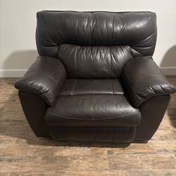 Brown Leather Oversized Recliner