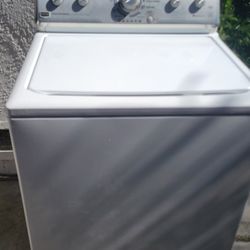 MAYTAG HE WASHER WORKS GREAT CAN DELIVER 