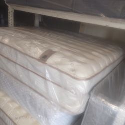 💤🛌🏻💤 $599 California King Saatva Luxury Mattress 14.5 Inch Height $599 💤🛌🏻💤