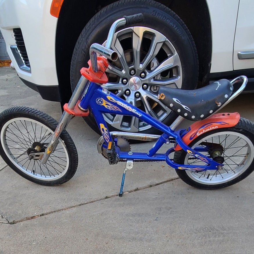 SCHWINN STINGRAY Chopper Bicycle for Sale in Sacramento CA OfferUp