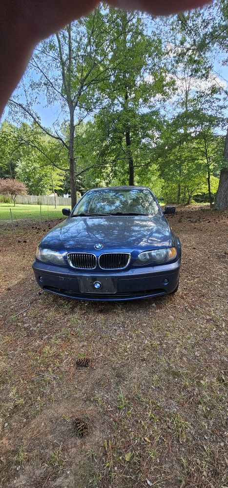 2005 BMW 325i