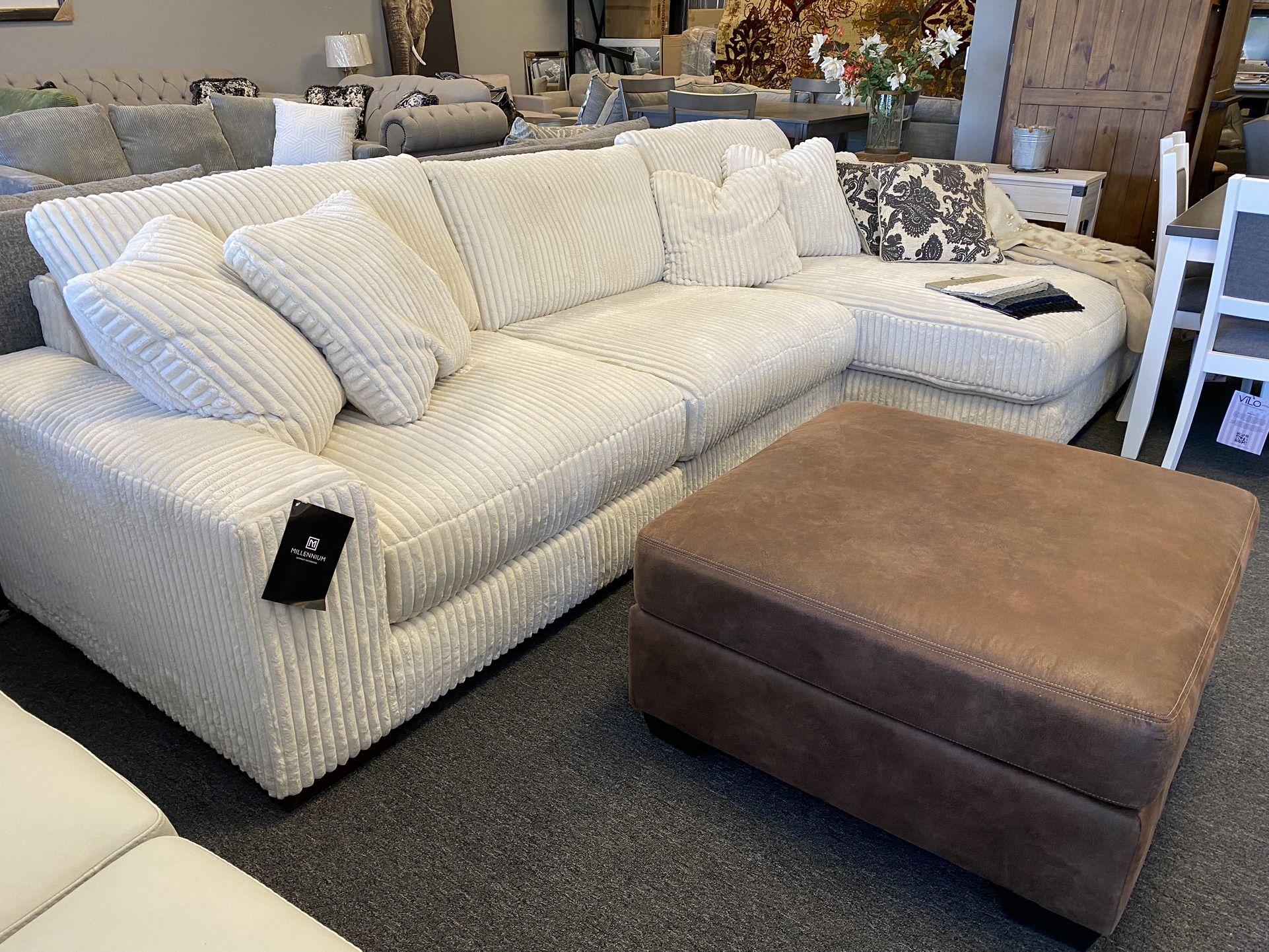 New Ashley Plush Cotton Ball Sectional Off White Ivory Cream puff Was $2599