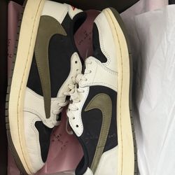Travis Scott Olives Jordan 1 Low Men’s 10.5