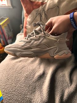 Woman’s adidas size 6